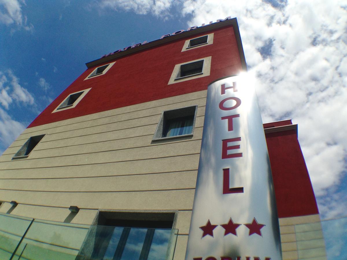 Hotel Forum Baranzate Bagian luar foto